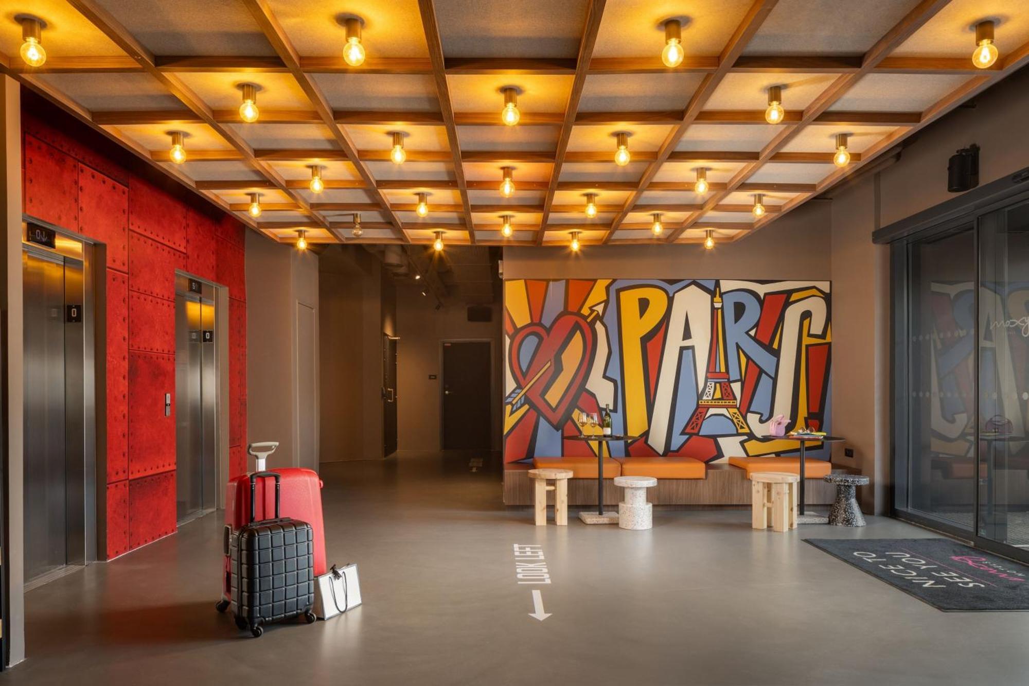 Moxy Paris كلامار المظهر الخارجي الصورة
